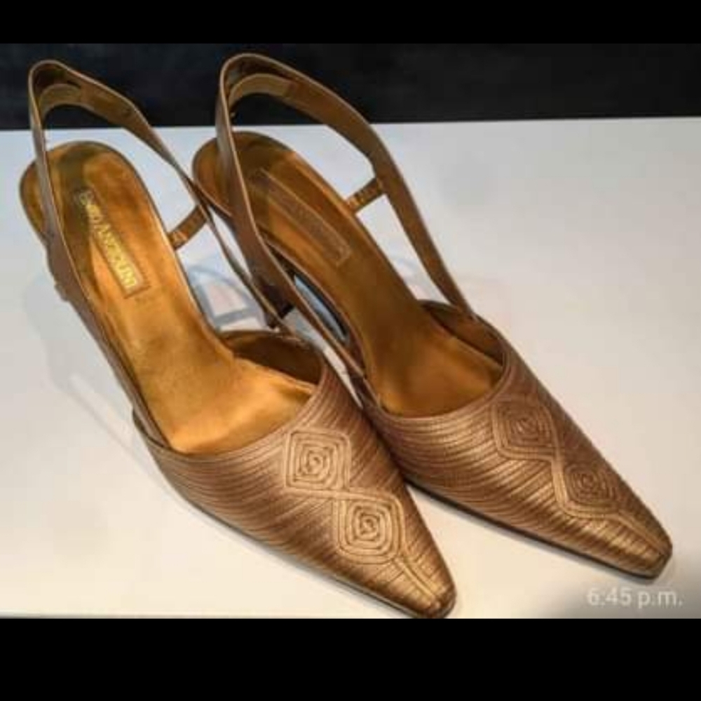 Enzo angioletti sling back heels